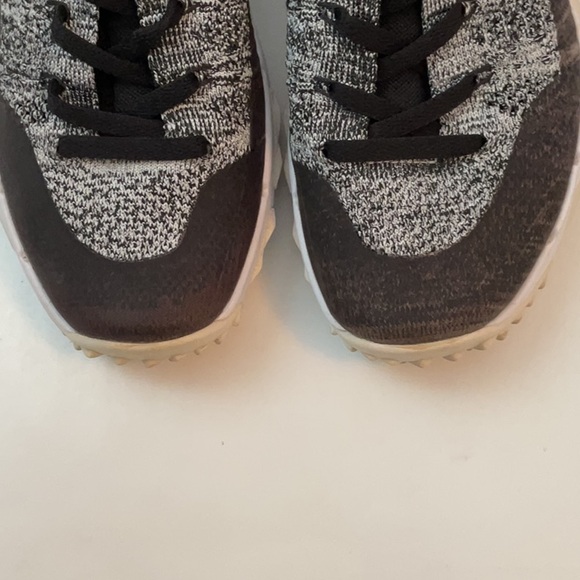 Nike Flyknit Chukka Golf Sneakers - Picture 3 of 10